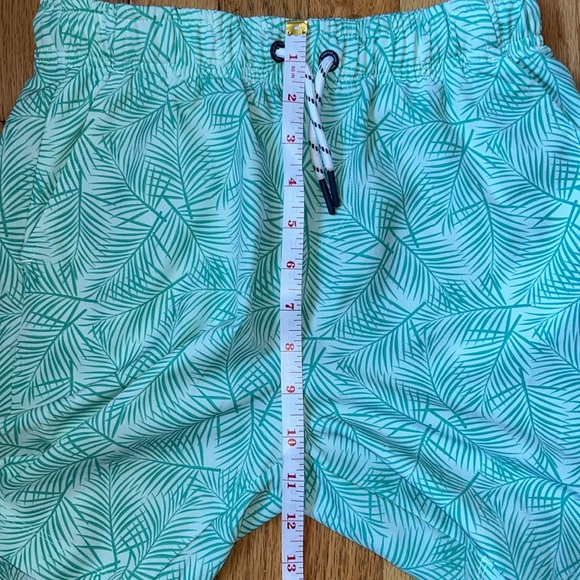 Vineyard vines performance boys shorts medium nwot medium (12/14) - Picture 11 of 13